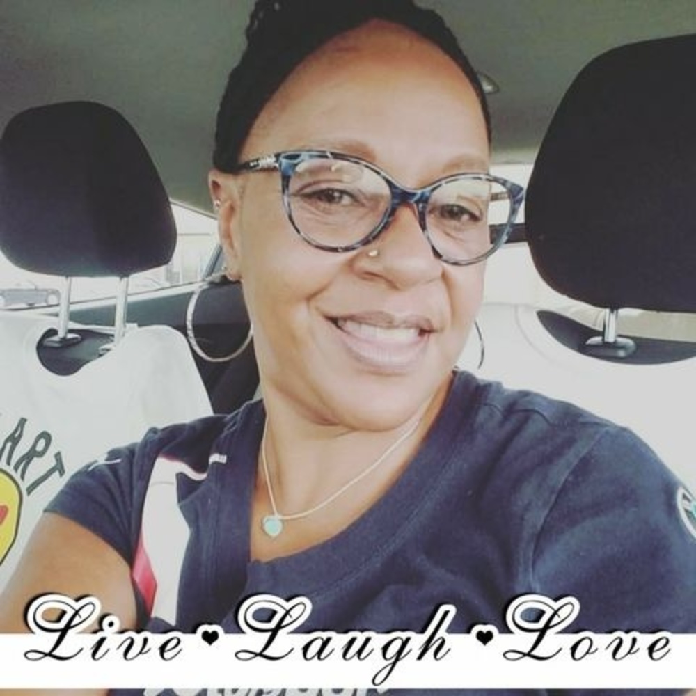 Meet your Posher, Shermeana